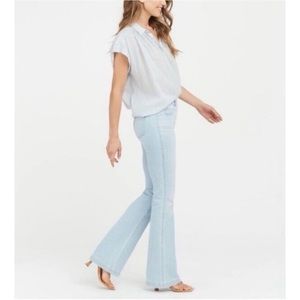 NWOT Spanx Light Wash Petite XS Flare Jeans